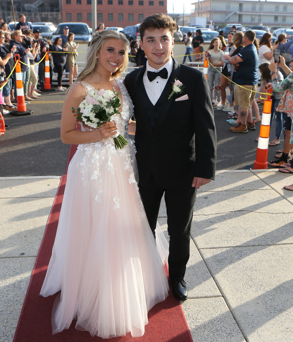 051819_gal_middletwp146.JPG